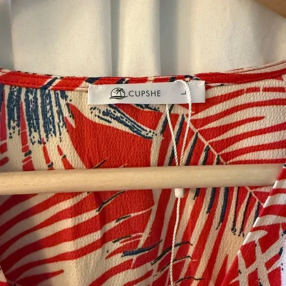 Cupshe Tropical Red and White Maxi Dress - Picture 6 of 11